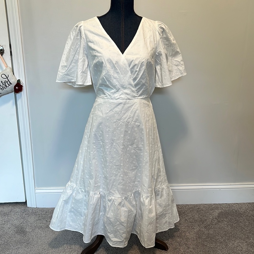 Lucy Paris NWT Mona cut out white eyelet dress size medium